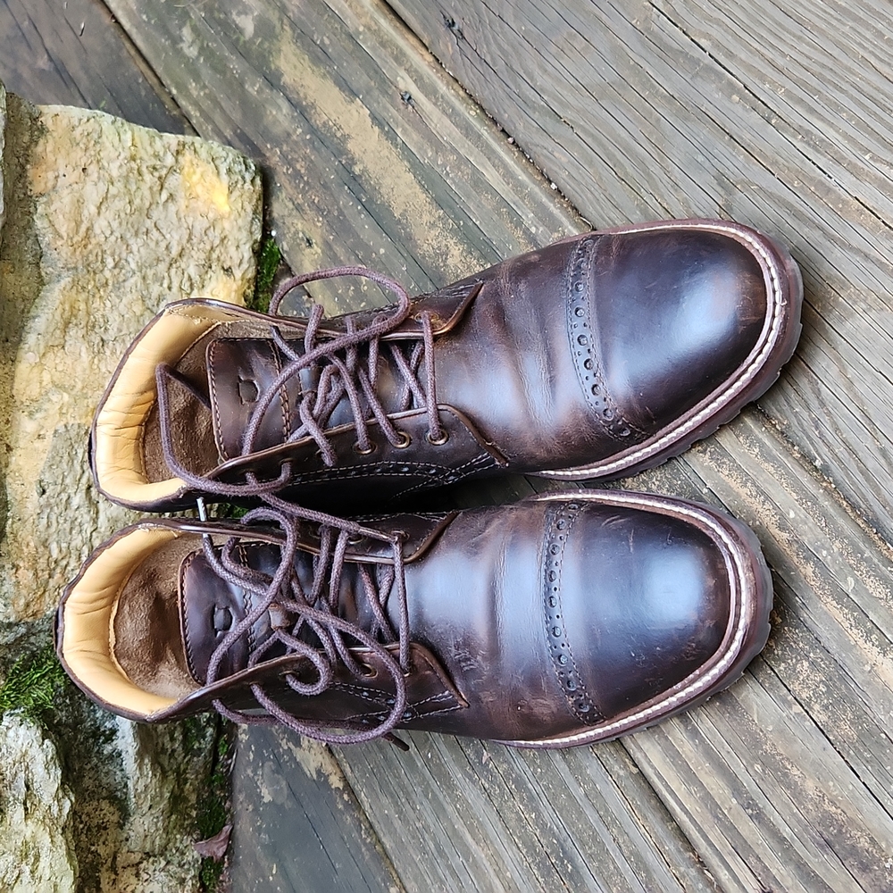 Florsheim cap toe brogue boots size 7.5